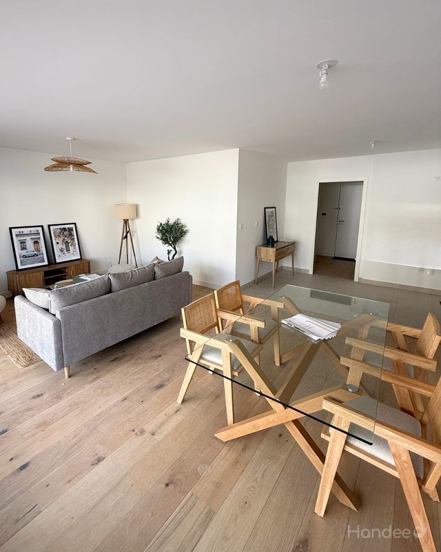 2 1 (1).jpg