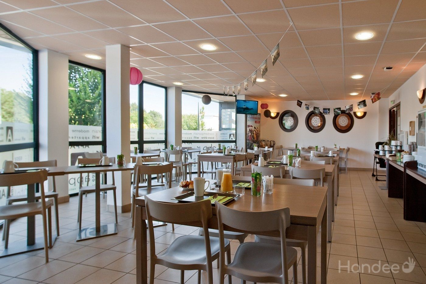 ROCHE%20Restaurant