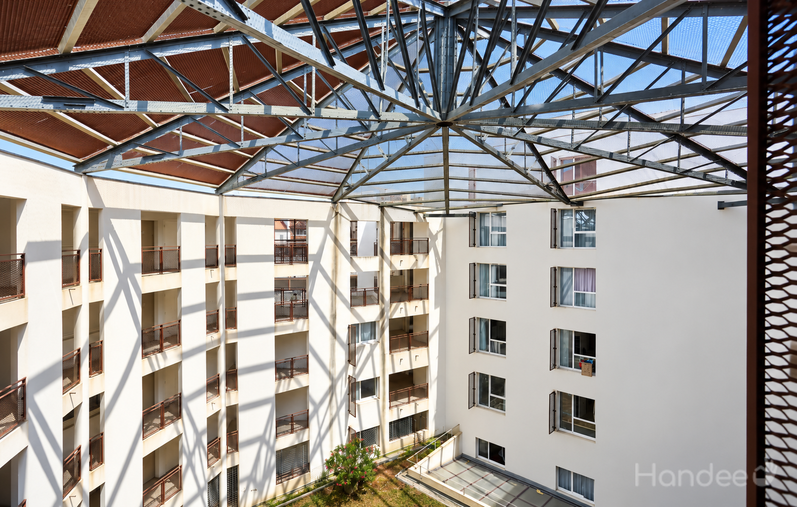 CAMPUS%20CANEBIERE%20ARTEMISIA%20Facade