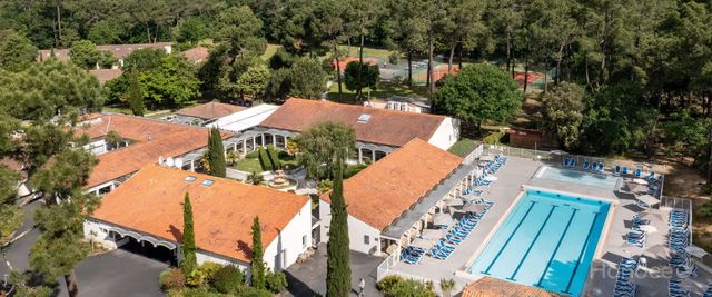 LES-MATHES-Piscine-2