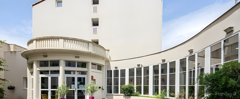 Niort - 79 photo 2
