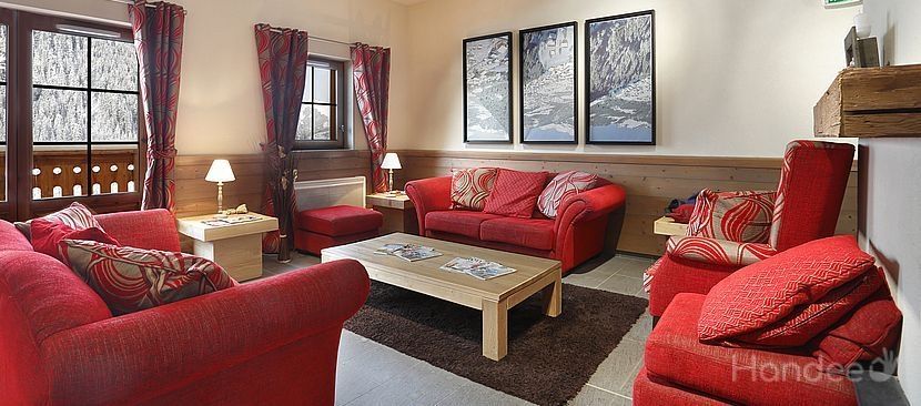 LODGE%20Salon