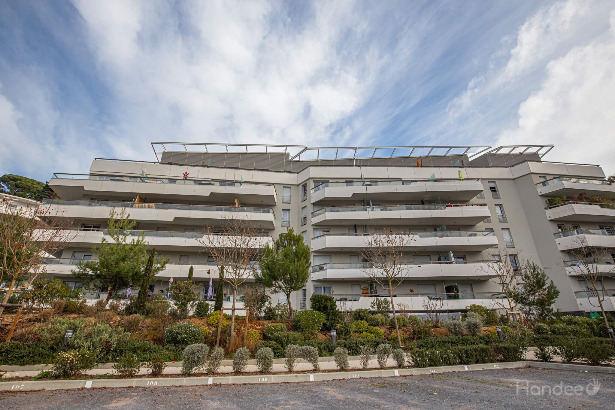GREEN%20DOMAINE%20Facade