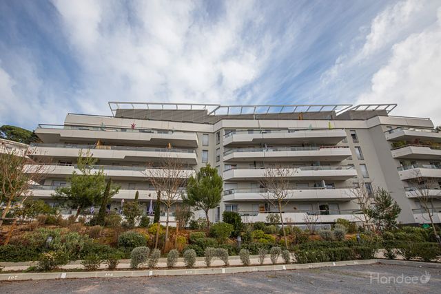 GREEN%20DOMAINE%20Facade