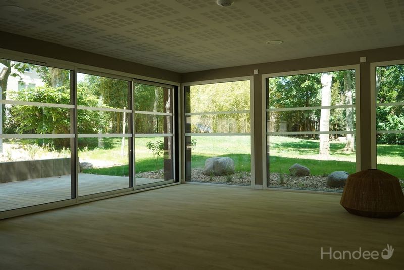 Saint-Genis-Laval - 69 photo 4