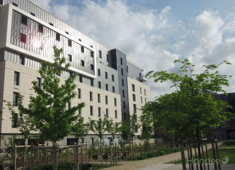 Colombes - 92 photo 2