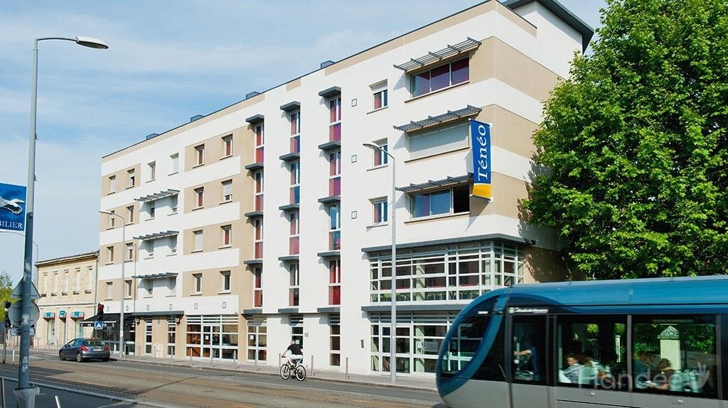 TALENCE%20GAMBETTA%20Facade