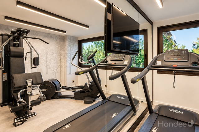 GENEVE_20AEROPORT_20FERNEY_20VOLTAIRE_20Salle_20de_20sport
