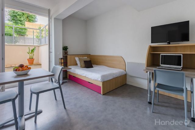CENTER%20CAMPUS%20Chambre