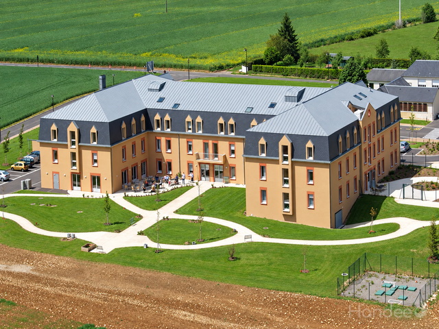 CHAMP%20DE%20LA%20DAME%20Facade