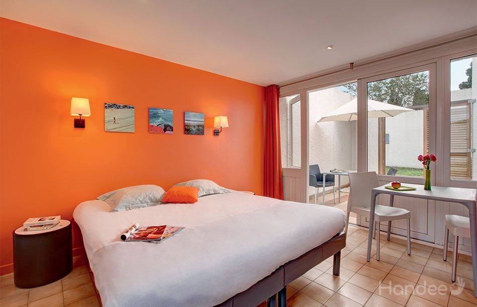 GRANDE%20MOTTE%20Chambre
