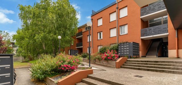 COLLINE%20DES%20SCIENCES%20Facade