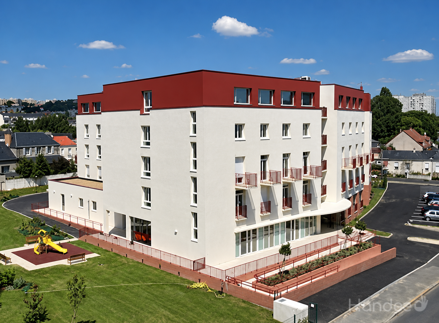 LES_20SABLONS_20Facade