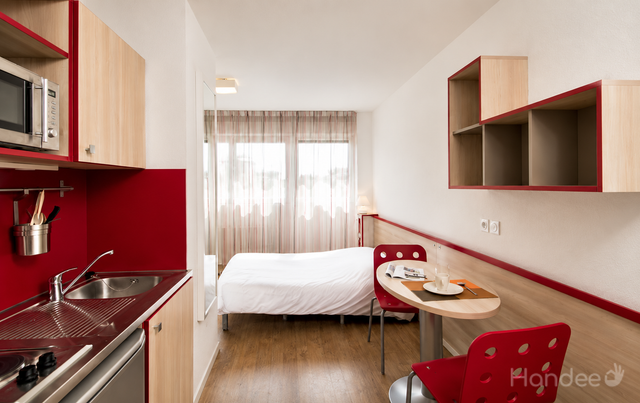 LYON%20PHILEAS%20LODGE%20Chambre%202