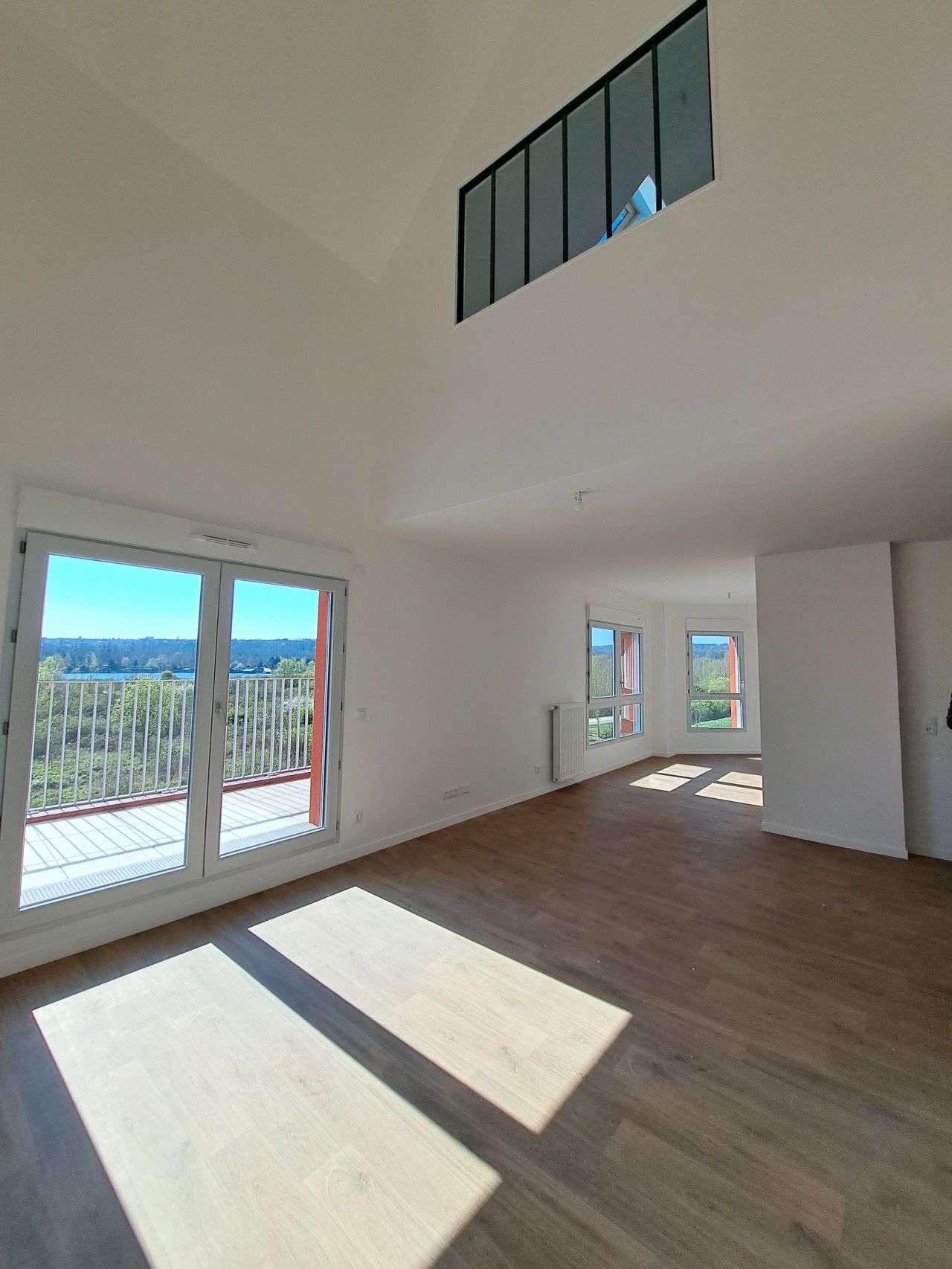 CARRI1_TCR00000022_VISUEL_interieur_NUM8.jpg