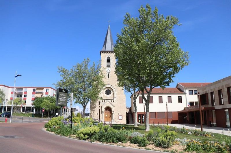 Corbas - 69 photo 9