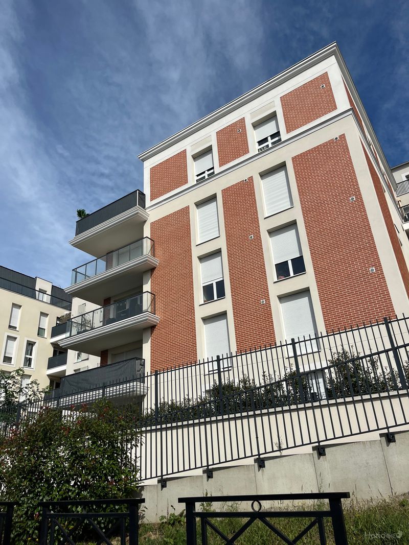 Gagny - 93 photo 3
