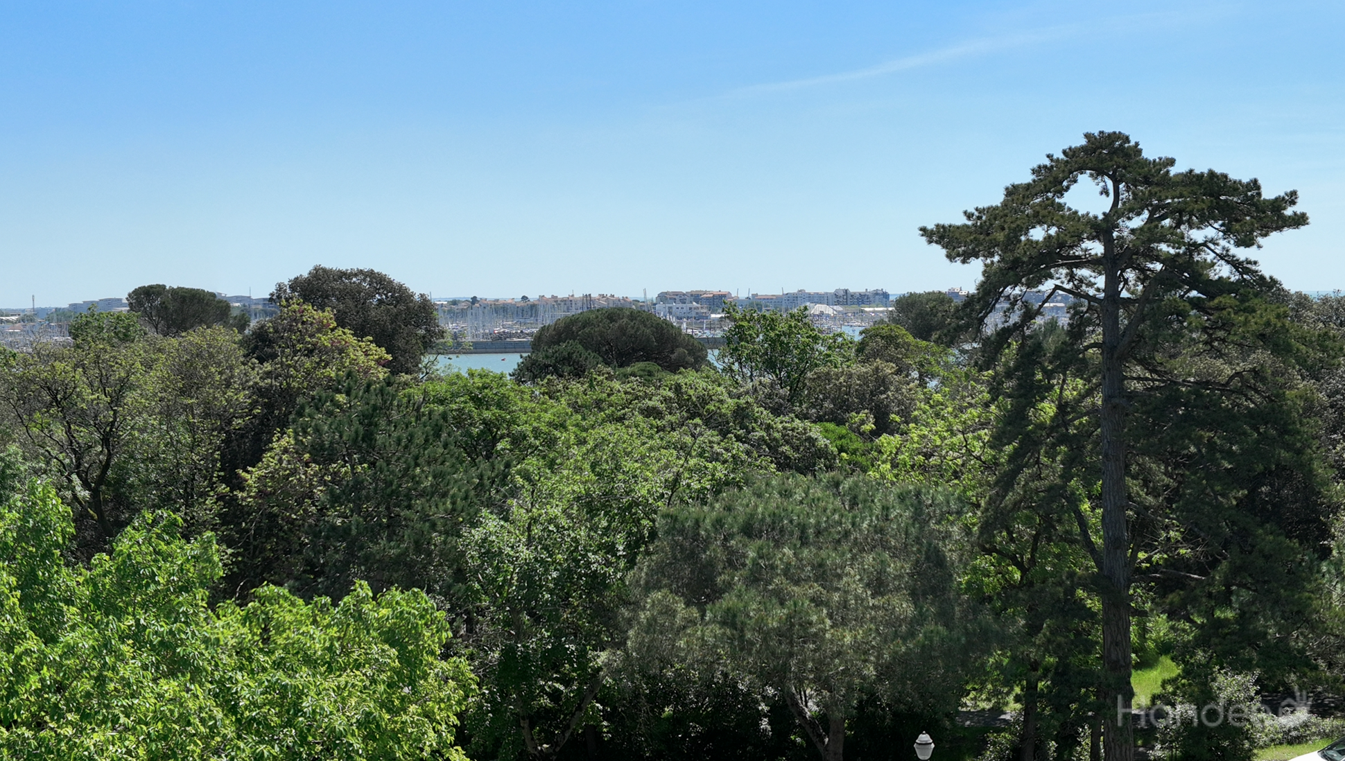 la-rochelle-acacia-LA_ROCHELLE--172-6a3d0fcc86c07