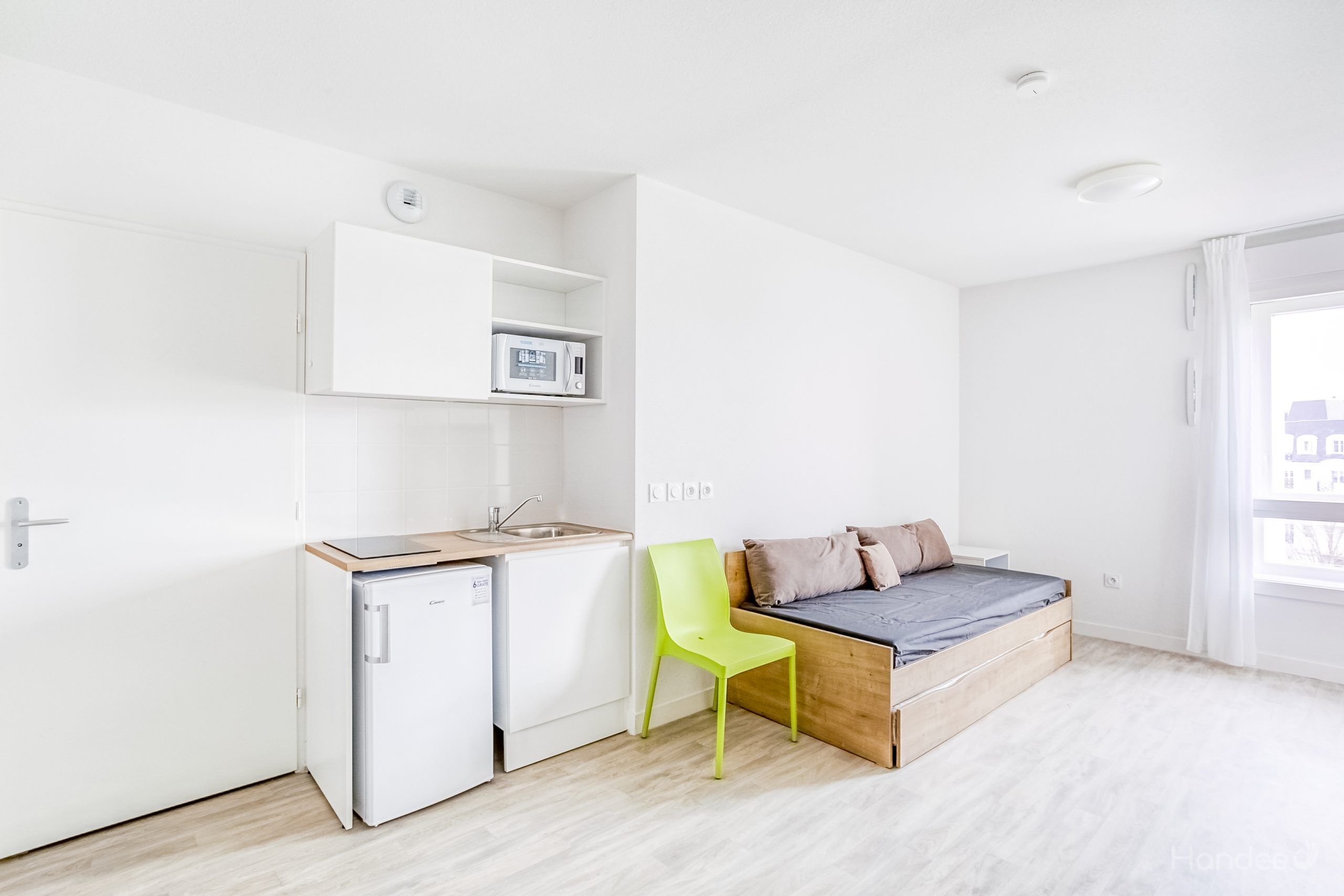Appartement STUDIO neuf à Houilles
