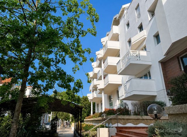 Arcachon - 33 photo 11