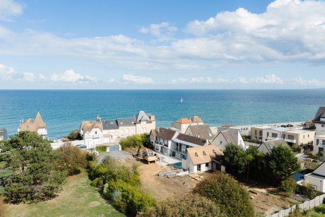 Cabourg drone light-1