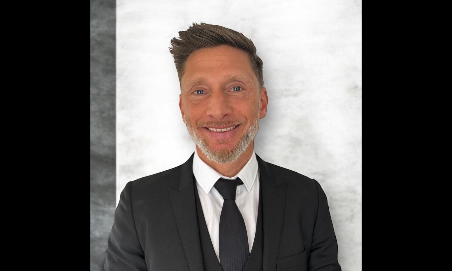 Nicolas F.